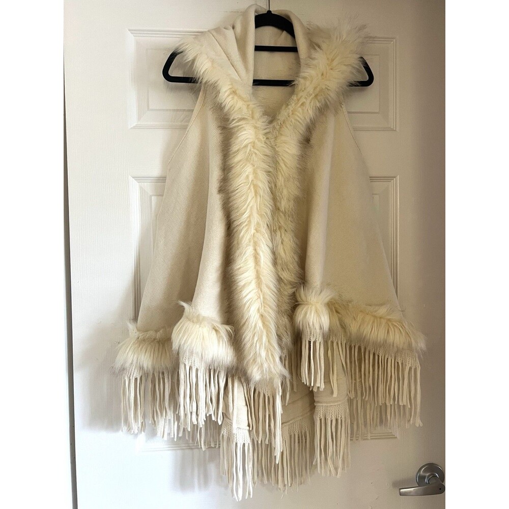 Anthropologie Northern Angel Ivory Cape Poncho Luxurious Faux Fur Fringe L XL